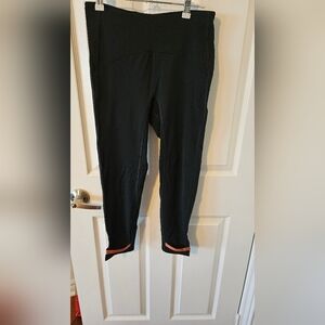 Zyia Legging, size 6-8, Black